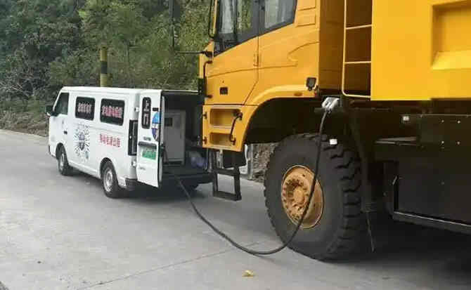 西华新能源车充电搭电